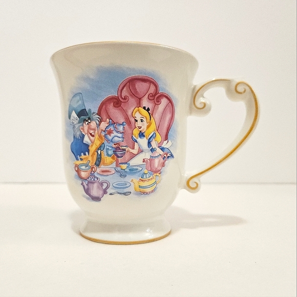 Alice in Wonderland - Disney Parks Tea Party Mug - Picture 1 of 6